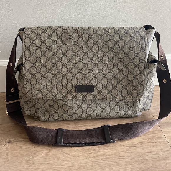 GUCCI Plus Diaper Bag - Picture 3 of 8